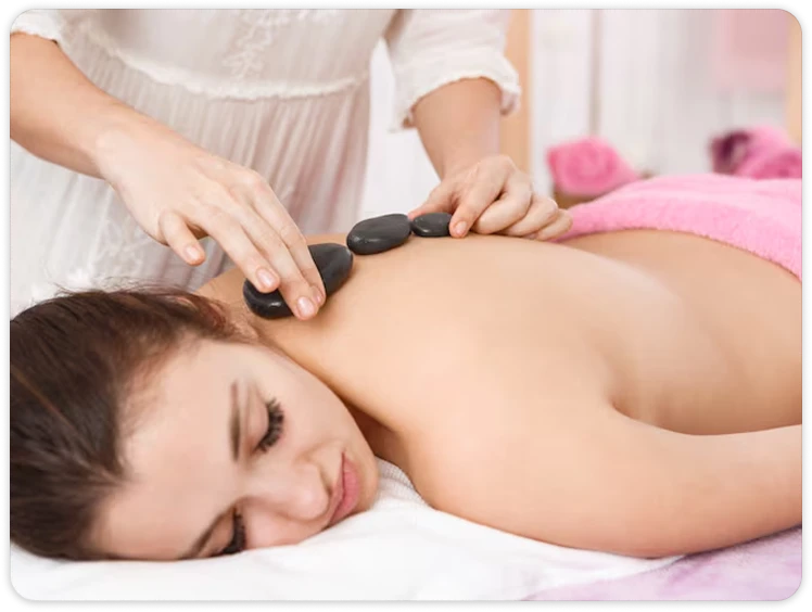 What to Expect During a Hot Stone Massage Session