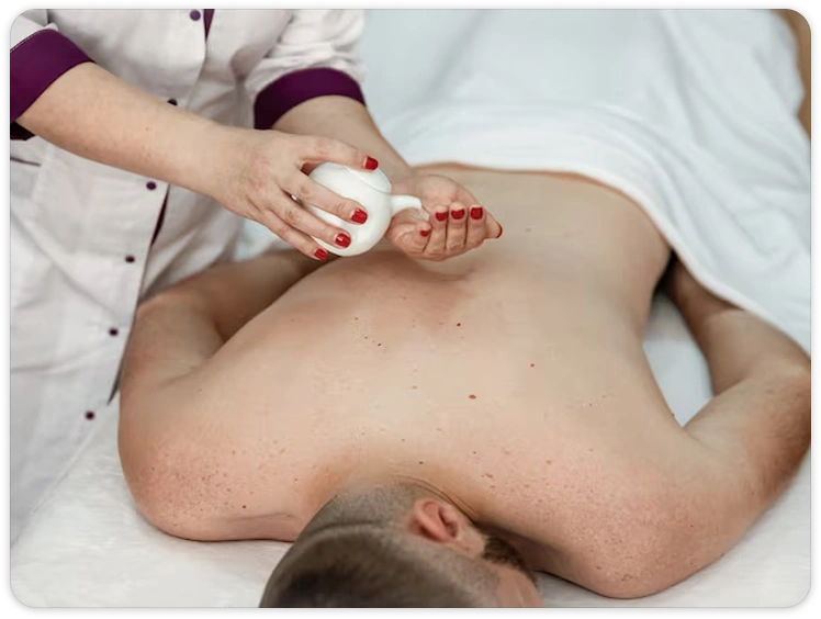 What to Expect During Your Medicated Hot Oil Massage Session